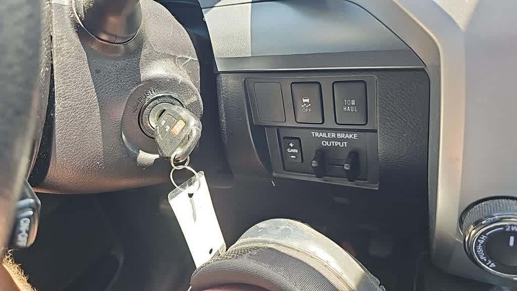 Thumbnail: 2019 Toyota Tundra - 16