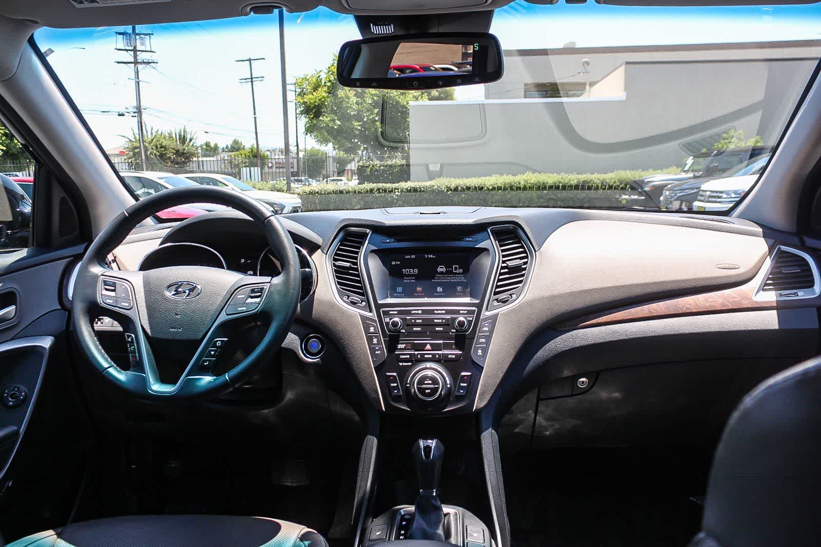 Thumbnail: 2019 Hyundai Santa Fe - 17