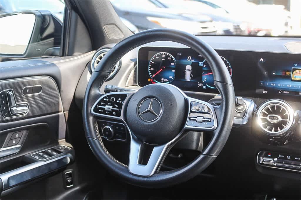 Thumbnail: 2020 Mercedes-Benz GLB - 15