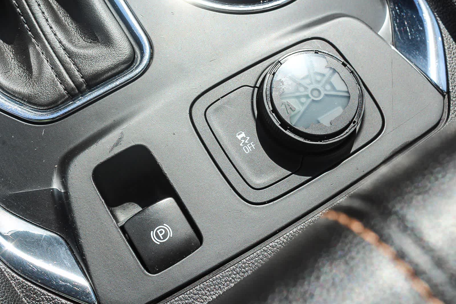 Thumbnail: 2018 Chevrolet Traverse - 36