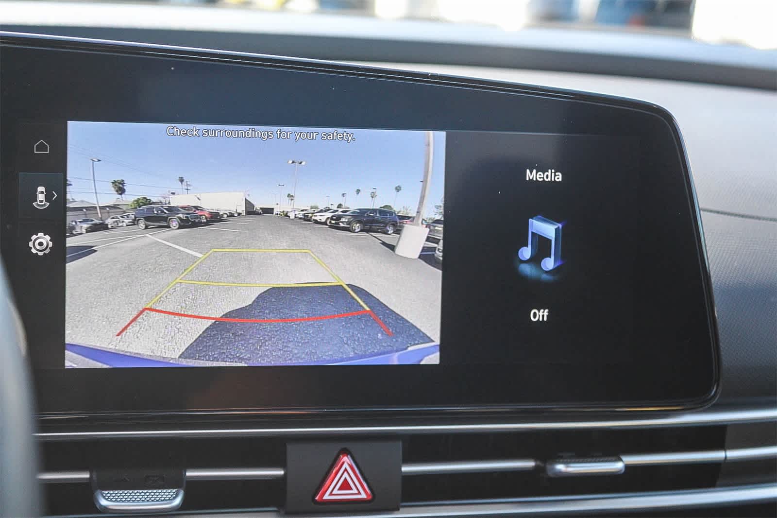 Thumbnail: 2025 Hyundai Elantra - 33