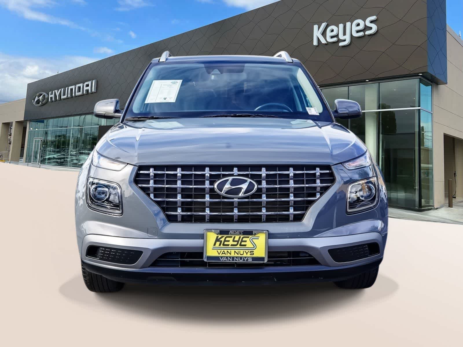 Thumbnail: 2022 Hyundai Venue - 2