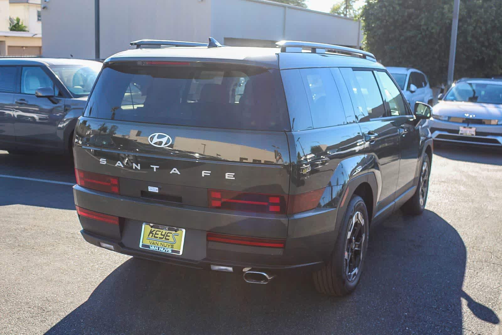 Thumbnail: 2026 Hyundai Santa Fe - 4