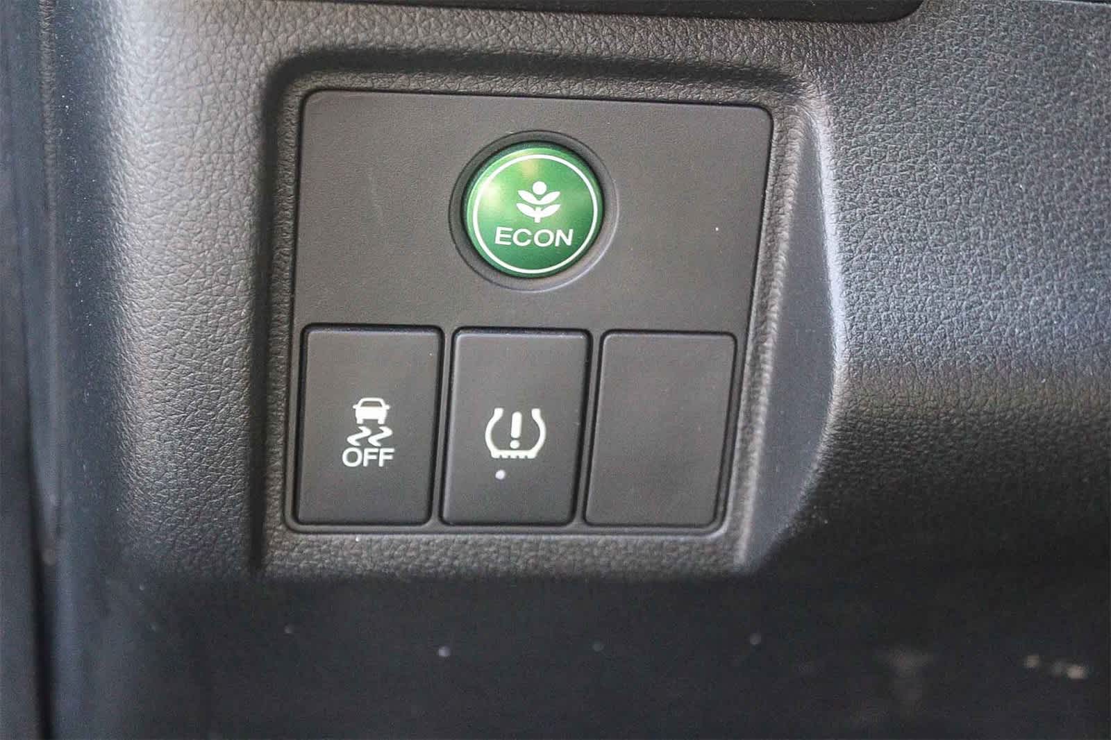 Thumbnail: 2016 Honda HR-V - 27