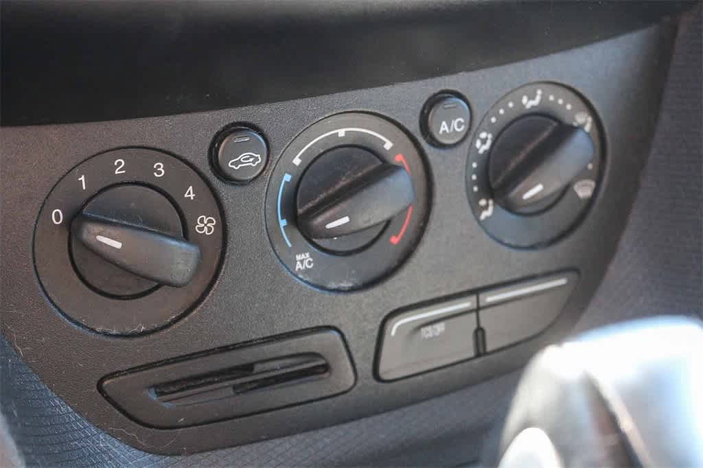 Thumbnail: 2016 Ford Transit Series - 27