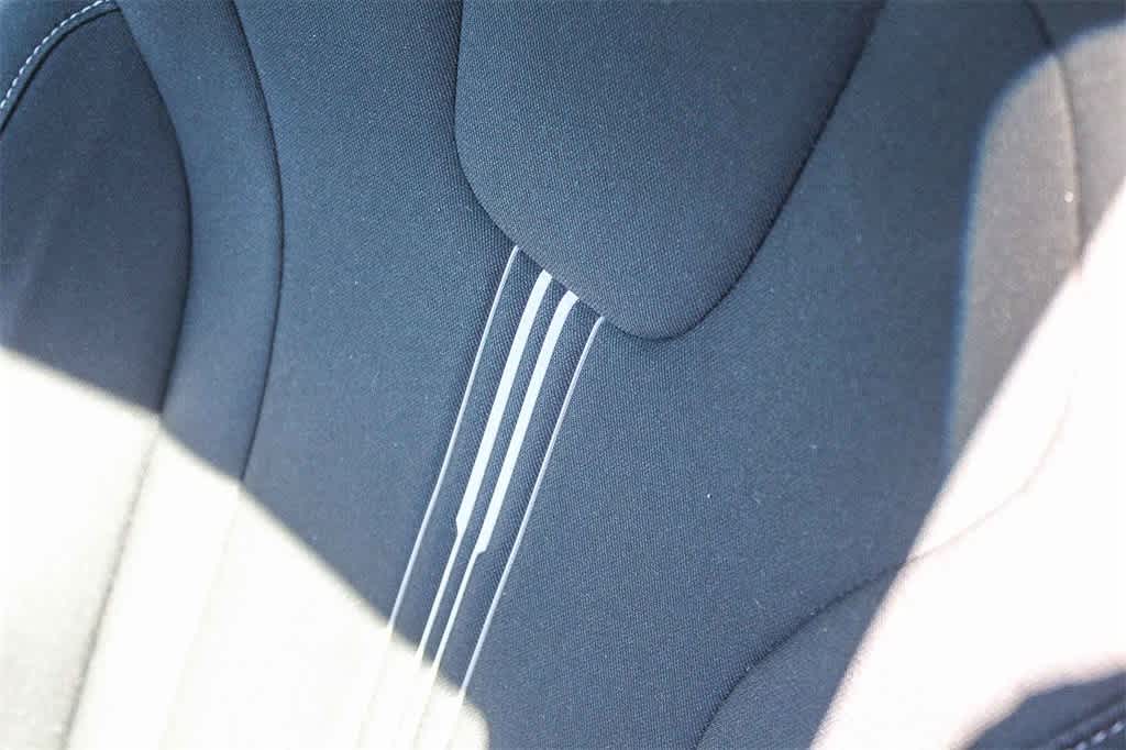 Thumbnail: 2021 Hyundai Elantra - 19