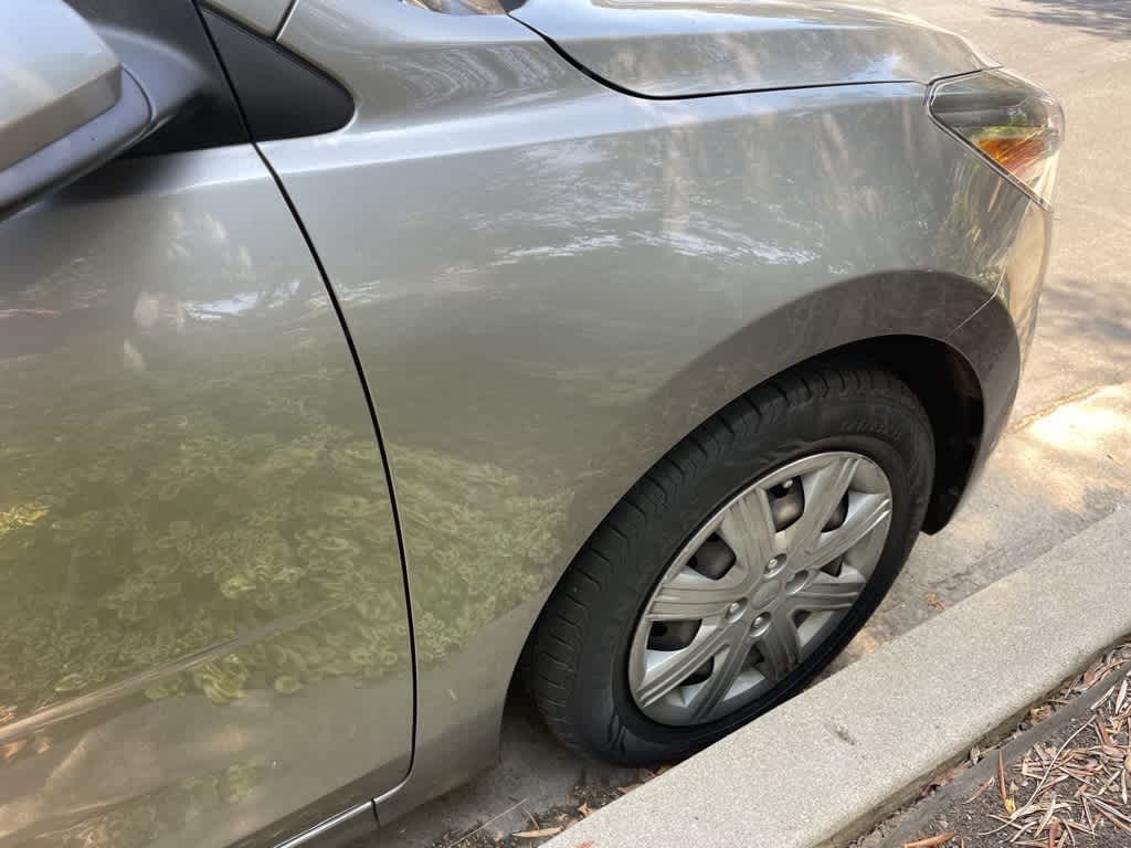 Thumbnail: 2021 Kia Rio - 14