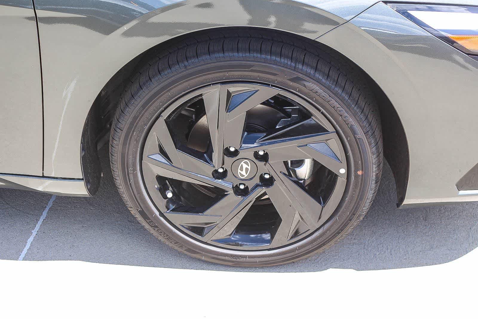 Thumbnail: 2026 Hyundai Elantra - 12