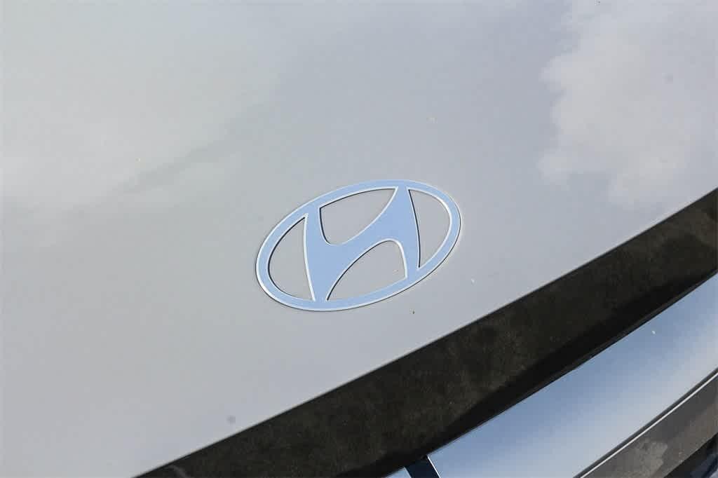 Thumbnail: 2026 Hyundai Ioniq 5 - 13