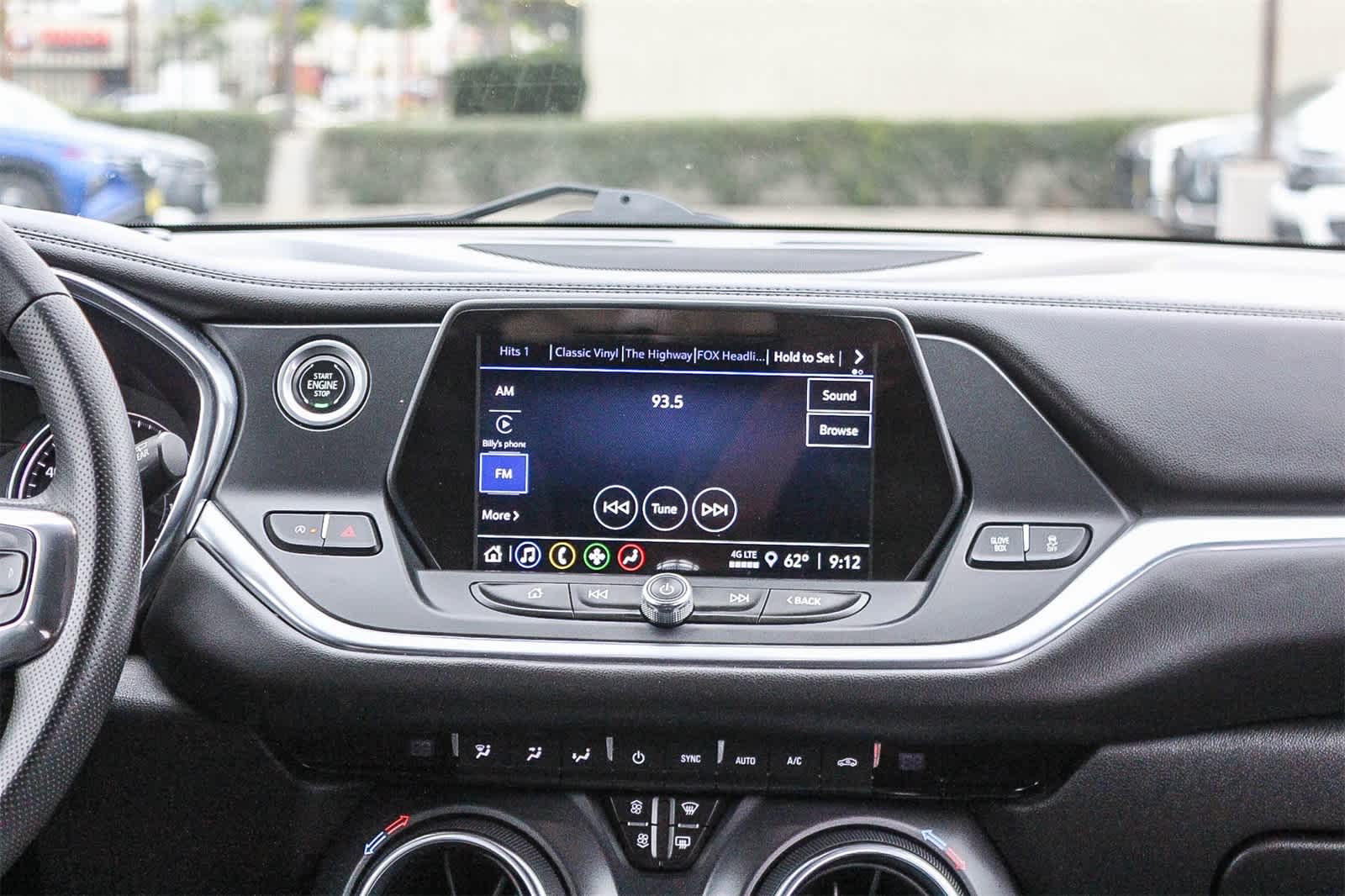 Thumbnail: 2022 Chevrolet Blazer - 18