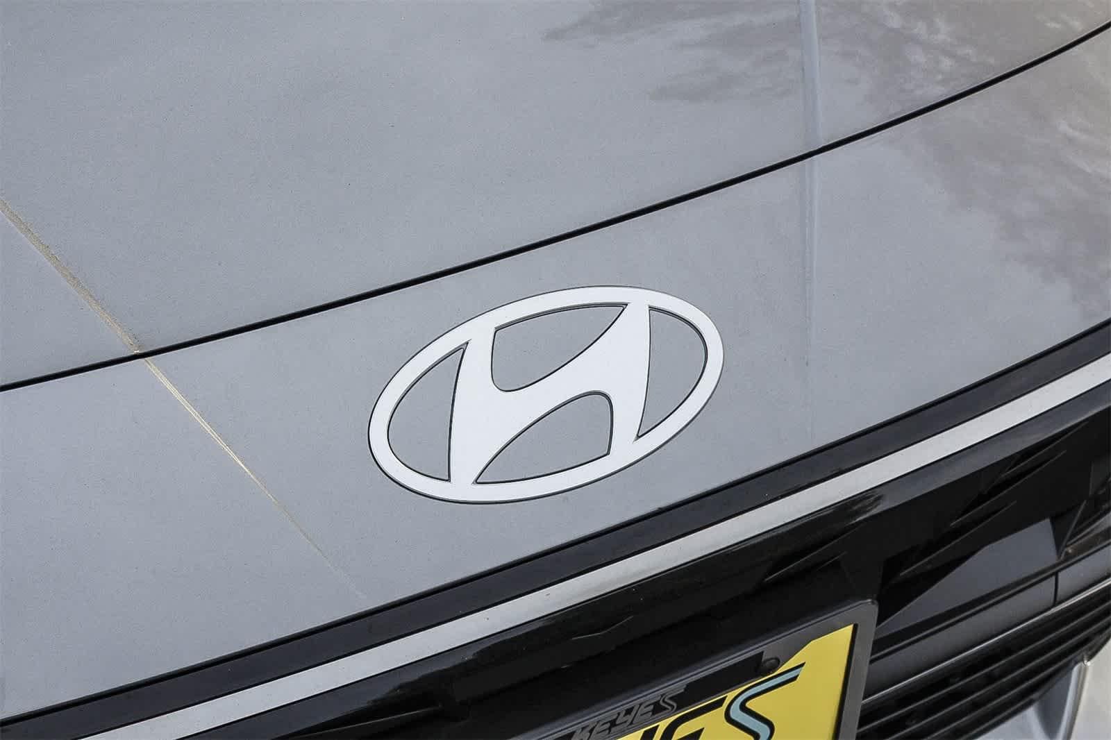 Thumbnail: 2026 Hyundai Elantra - 13