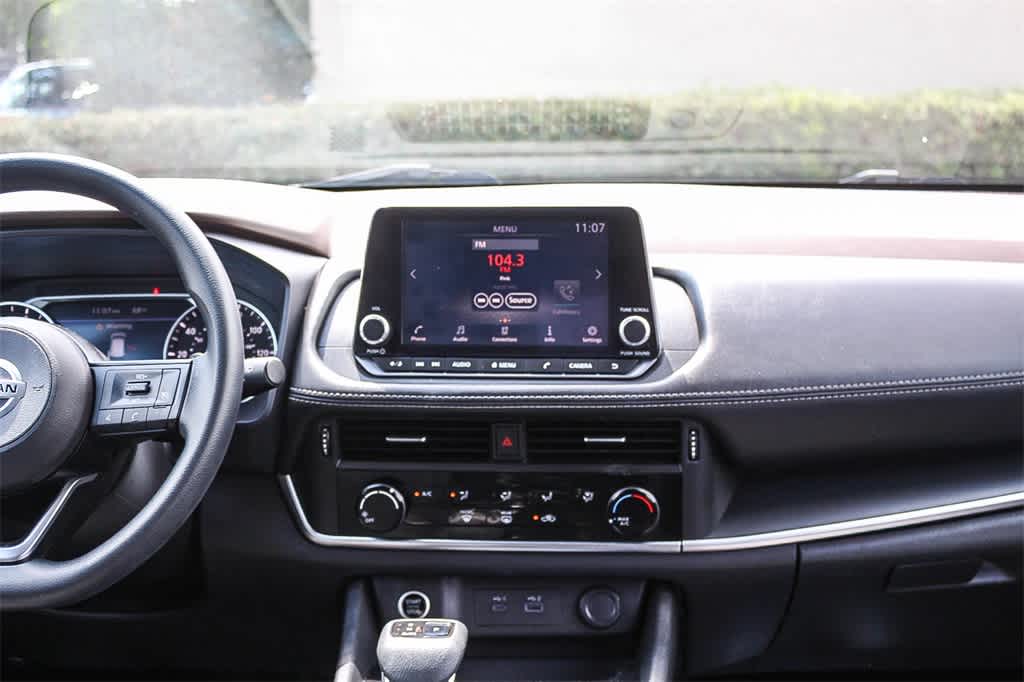 Thumbnail: 2021 Nissan Rogue - 16