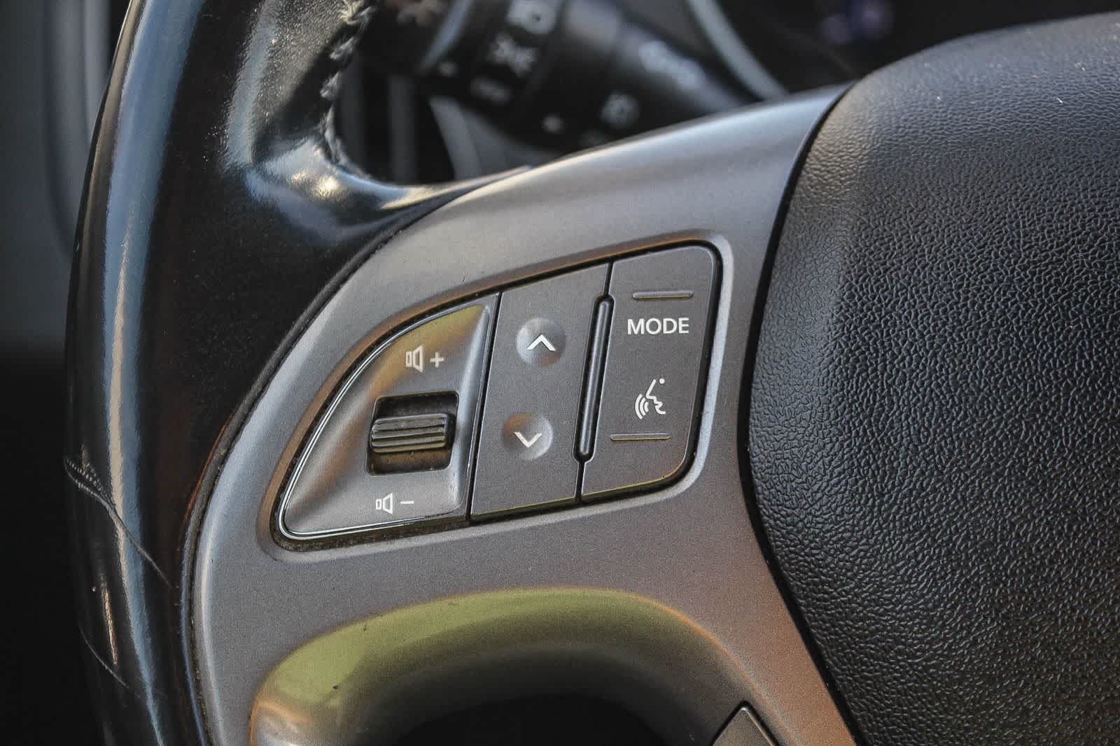 Thumbnail: 2014 Hyundai Tucson - 31