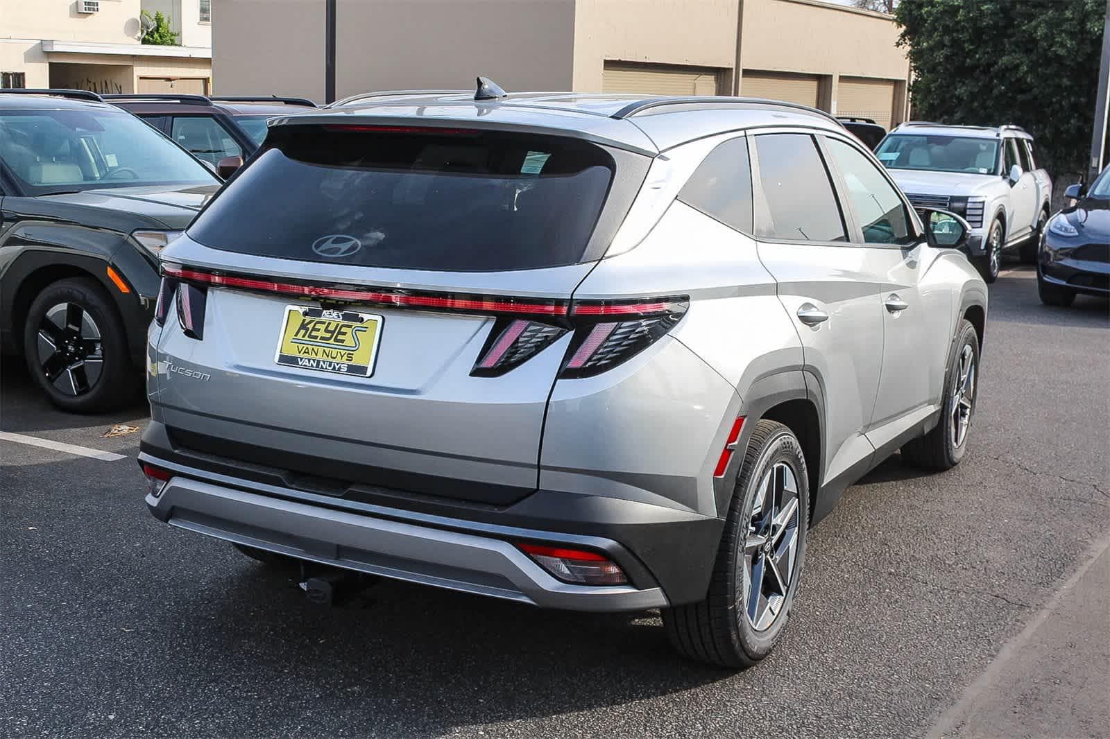 Thumbnail: 2026 Hyundai Tucson - 4