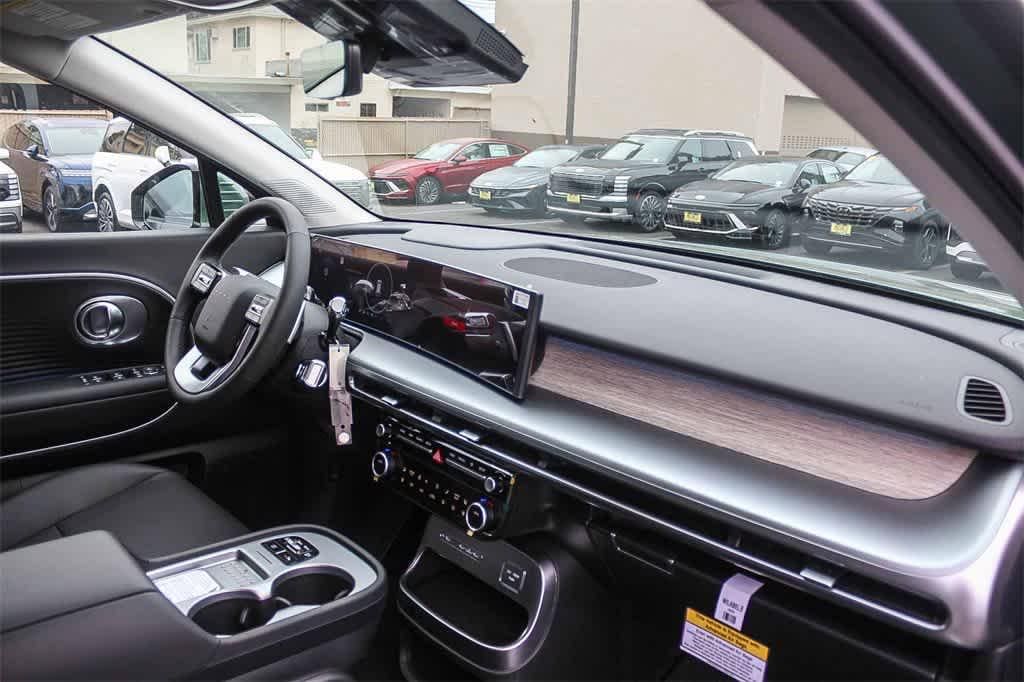 Thumbnail: 2026 Hyundai Ioniq - 22