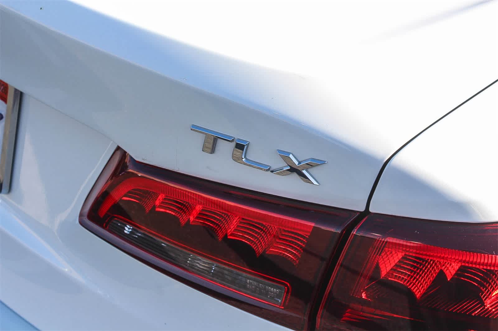Thumbnail: 2016 Acura TLX - 11