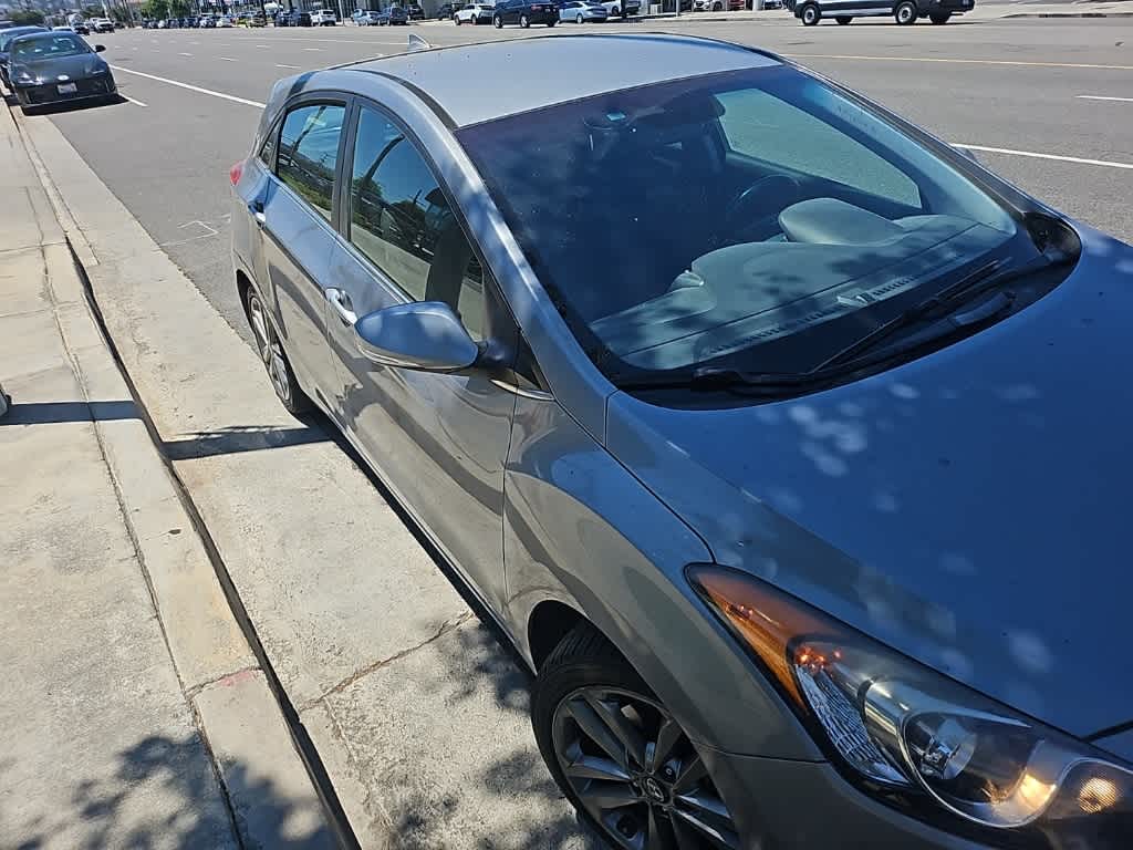 Thumbnail: 2016 Hyundai Elantra - 22
