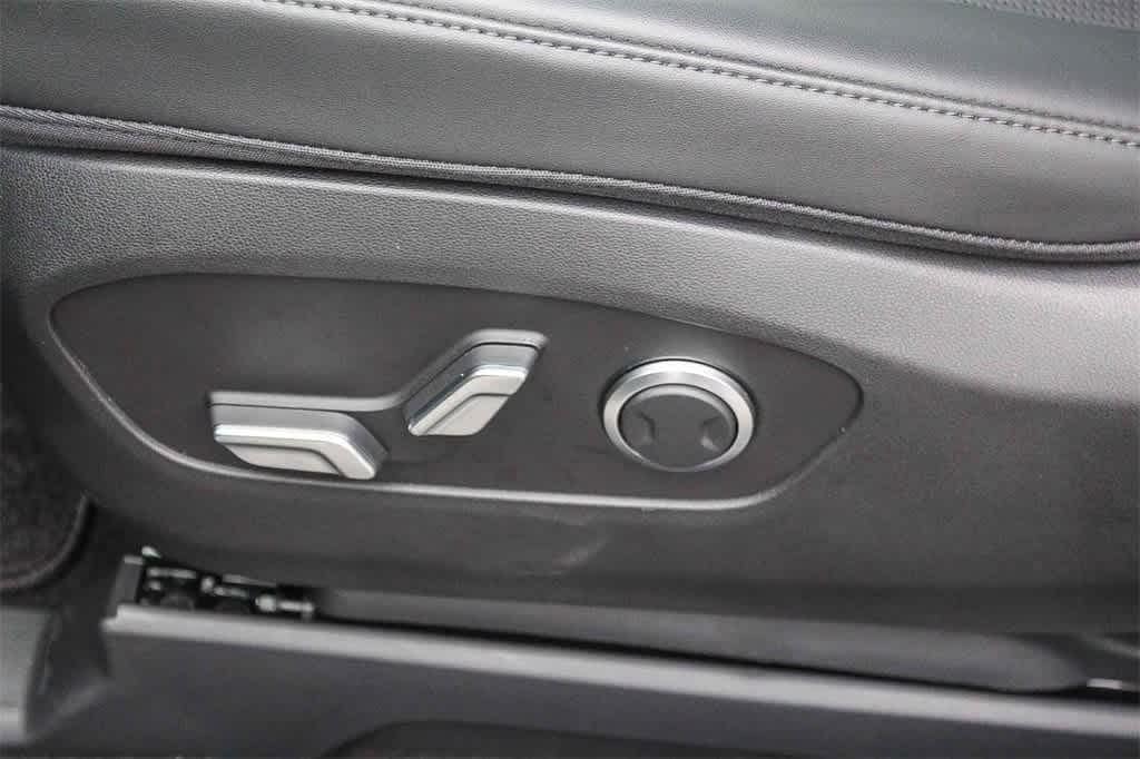 Thumbnail: 2026 Hyundai Ioniq - 28