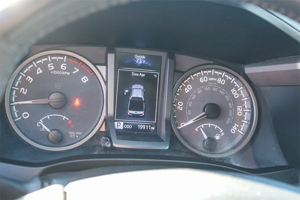 Thumbnail: 2021 Toyota Tacoma - 22