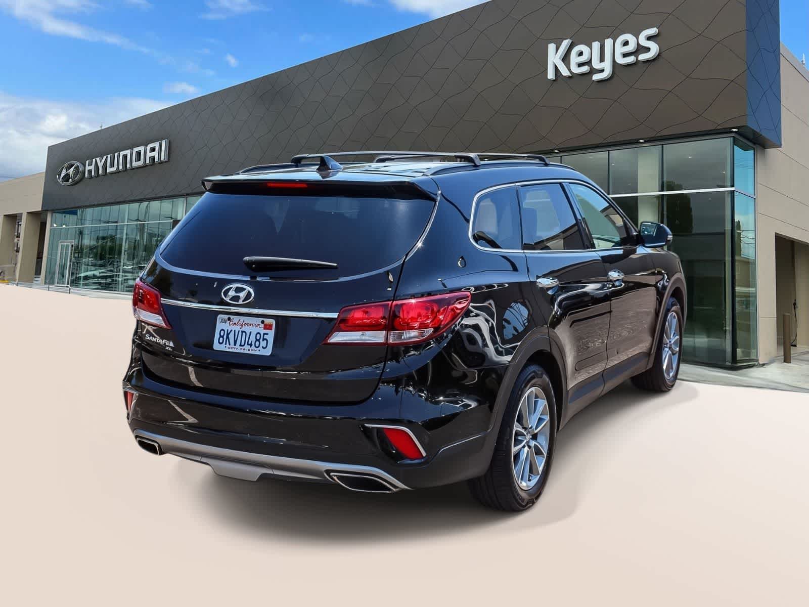 Thumbnail: 2019 Hyundai Santa Fe - 4