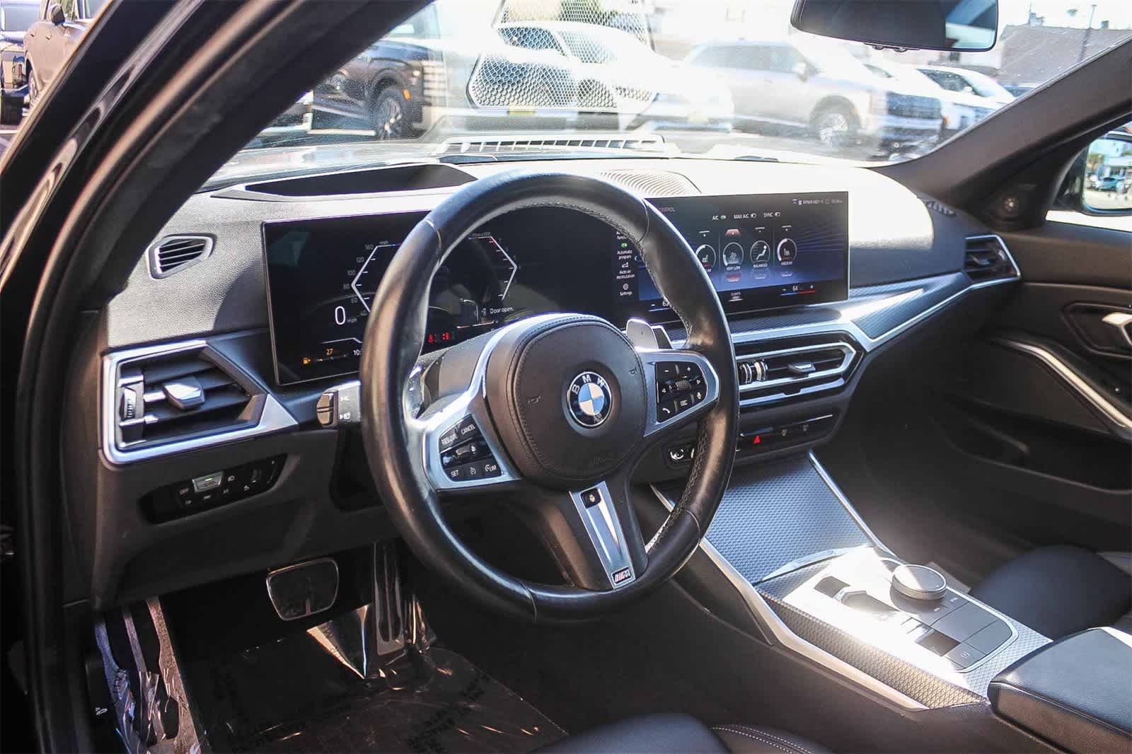 Thumbnail: 2023 BMW 3 Series - 23