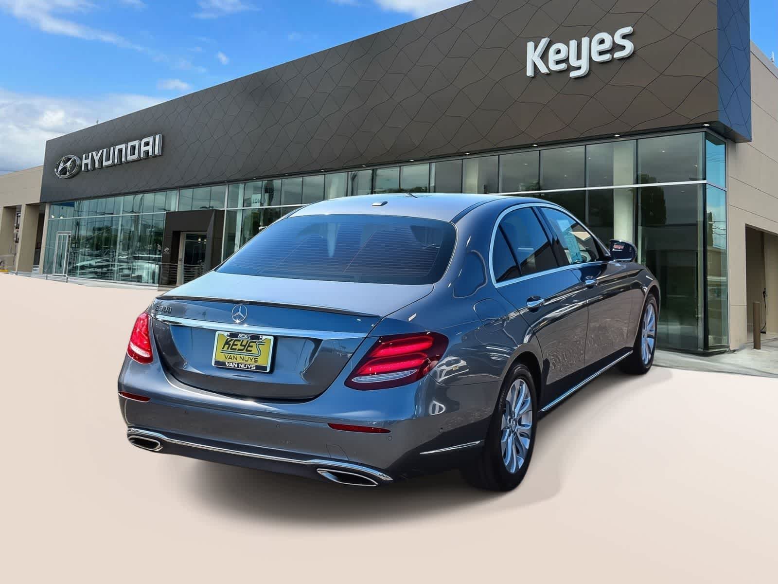 Thumbnail: 2017 Mercedes-Benz E-Class - 4