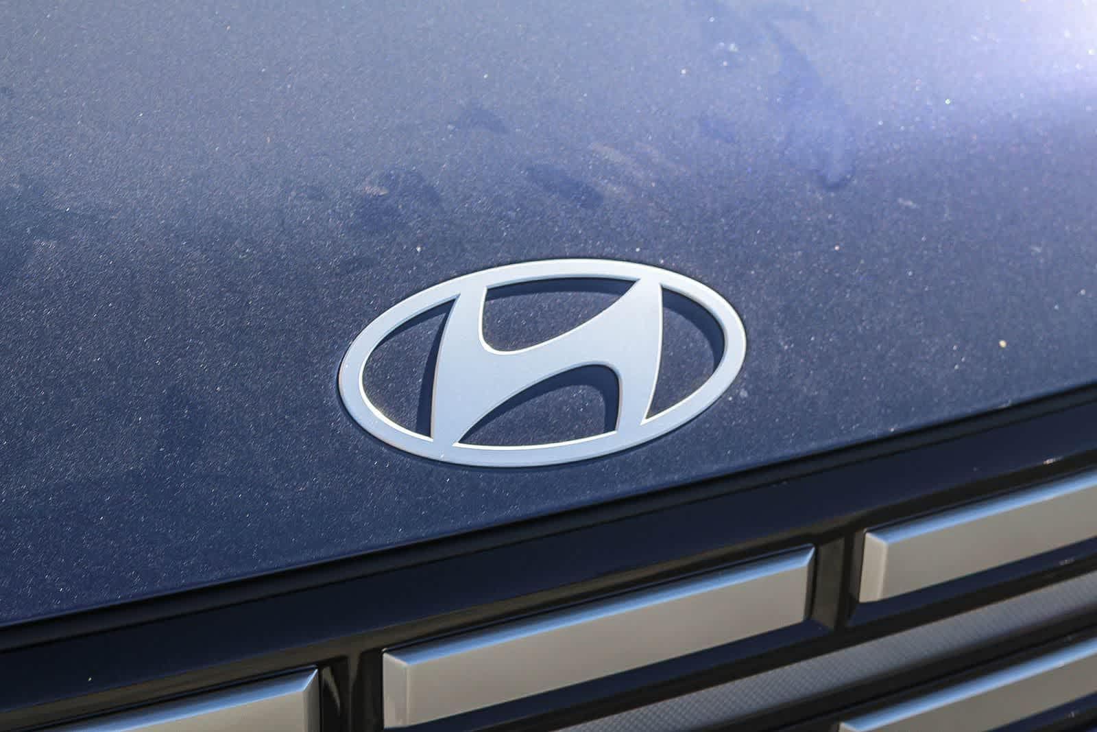 Thumbnail: 2026 Hyundai Santa Fe - 13