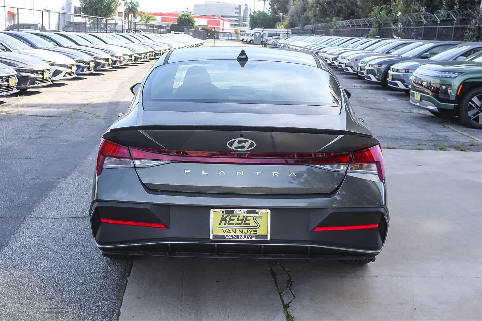 Thumbnail: 2026 Hyundai Elantra - 6