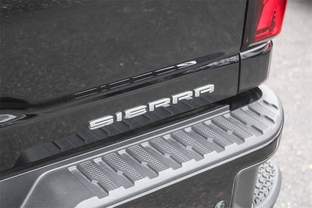 Thumbnail: 2024 GMC Sierra 2500 - 31