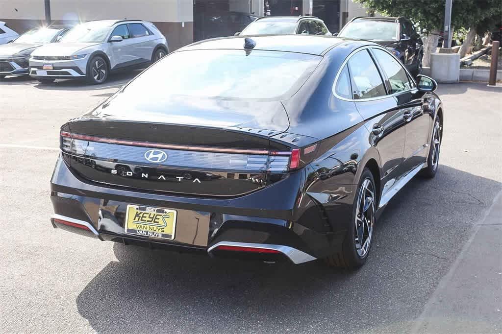 Thumbnail: 2026 Hyundai Sonata - 4