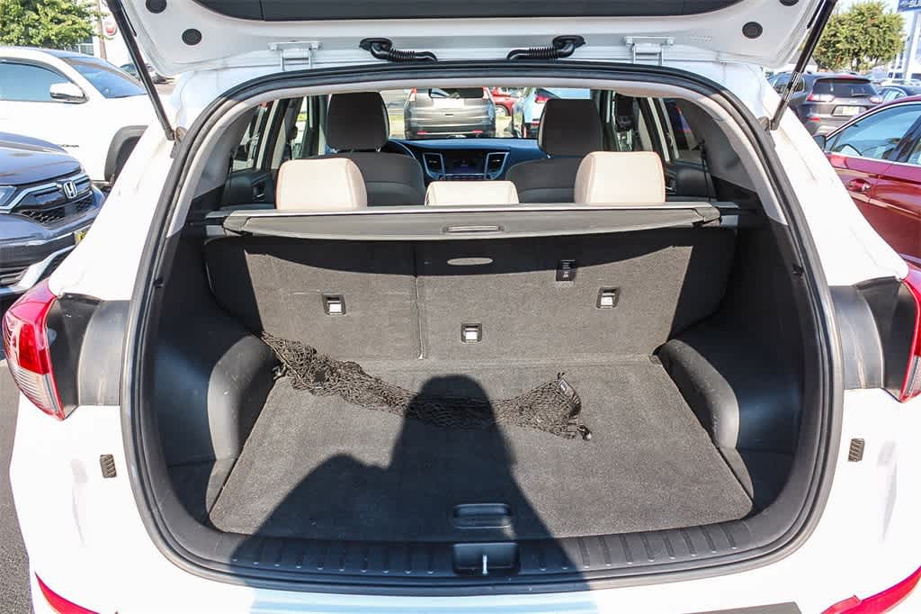 Thumbnail: 2016 Hyundai Tucson - 25