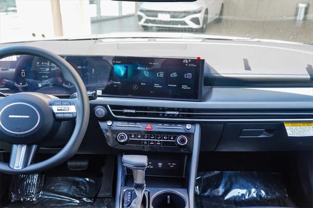 2025 Hyundai Sonata SE 16