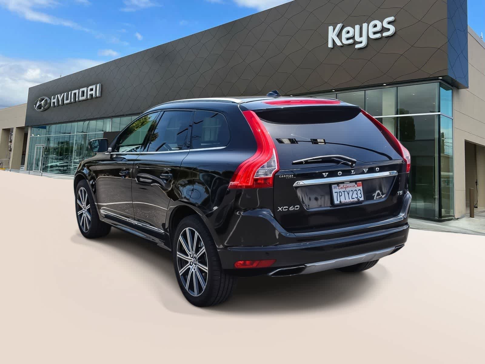 Thumbnail: 2016 Volvo XC60 - 6