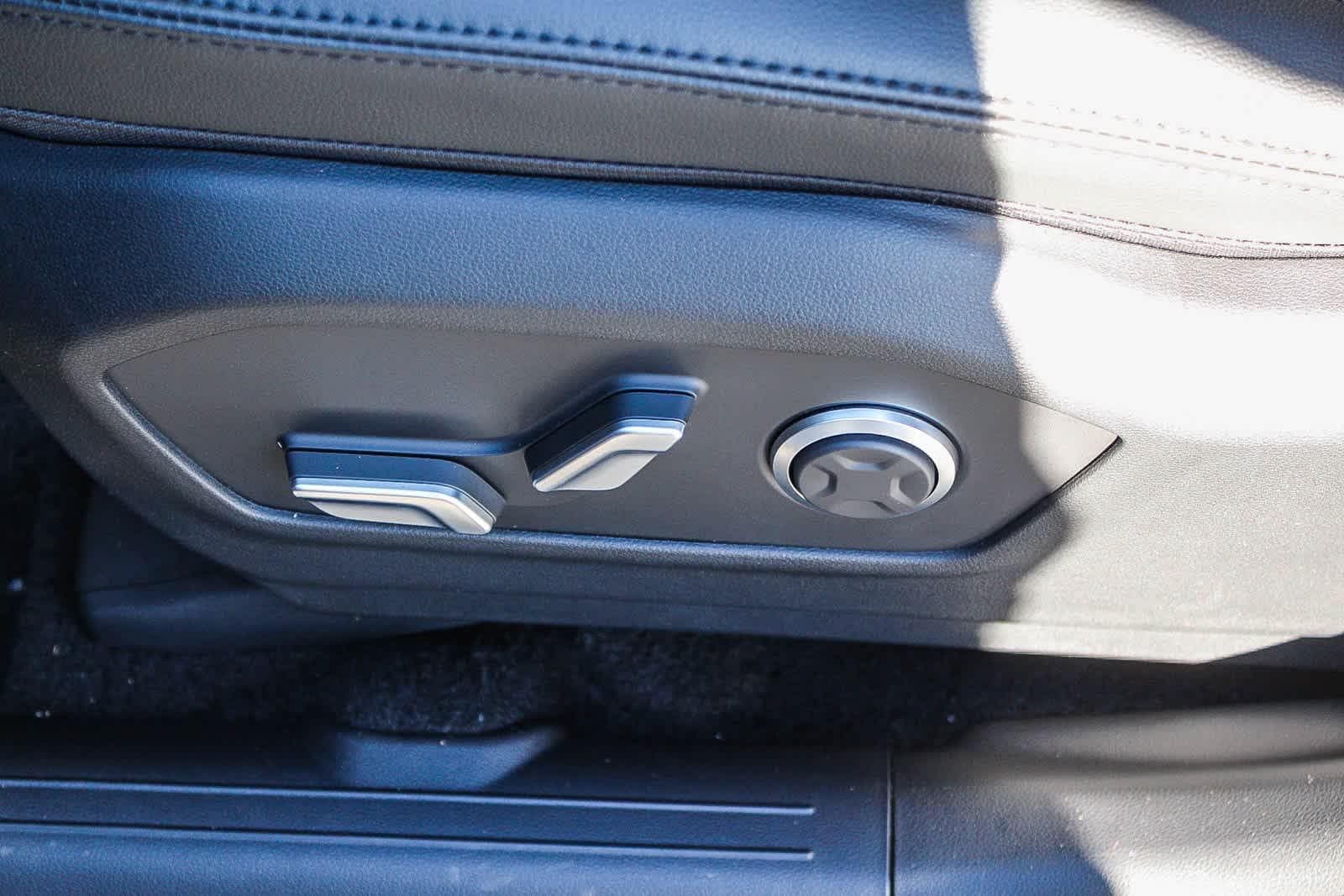 Thumbnail: 2026 Hyundai Santa Fe - 28