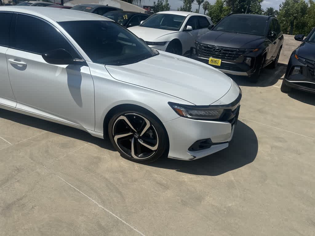 Thumbnail: 2022 Honda Accord - 16