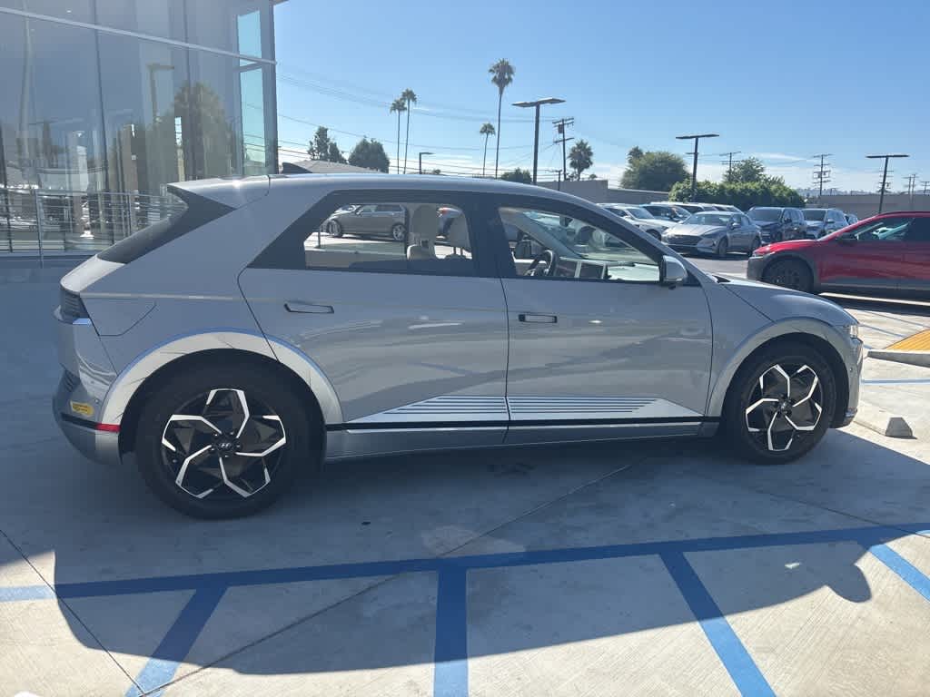 Thumbnail: 2022 Hyundai Ioniq 5 - 7
