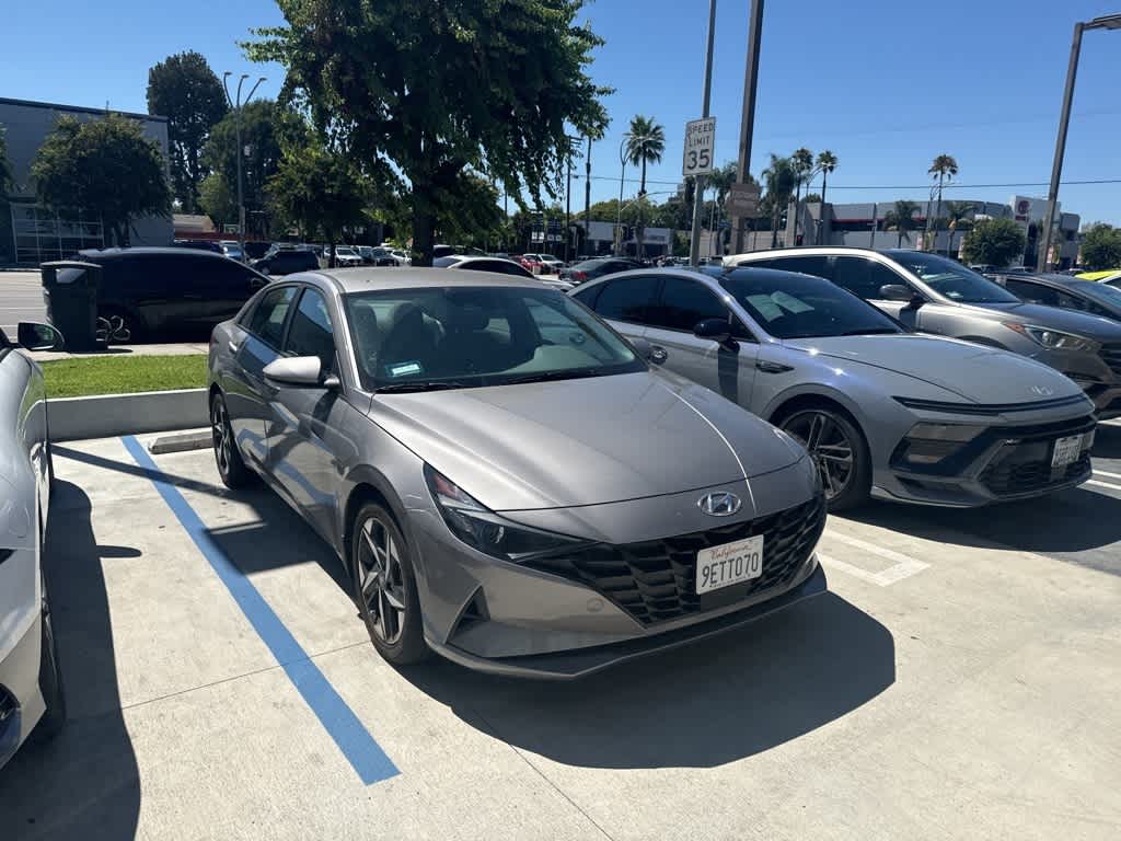 Thumbnail: 2023 Hyundai Elantra - 20