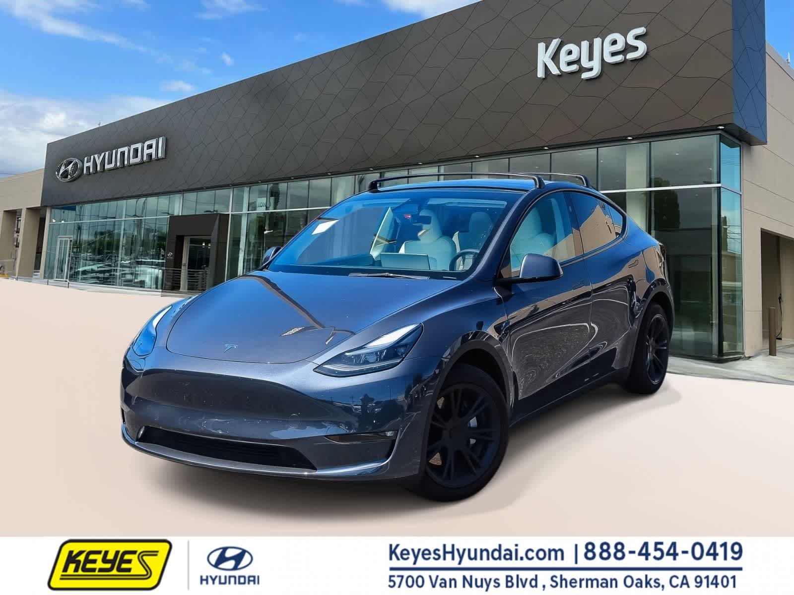 2023 Tesla Model Y Long Range photo 1