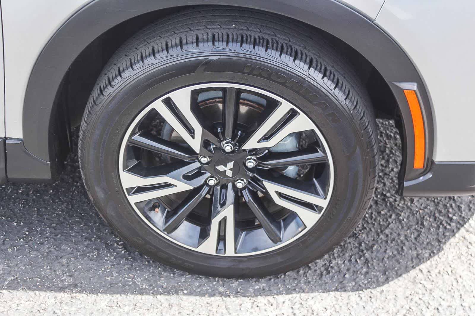 Thumbnail: 2023 Mitsubishi Eclipse Cross - 12