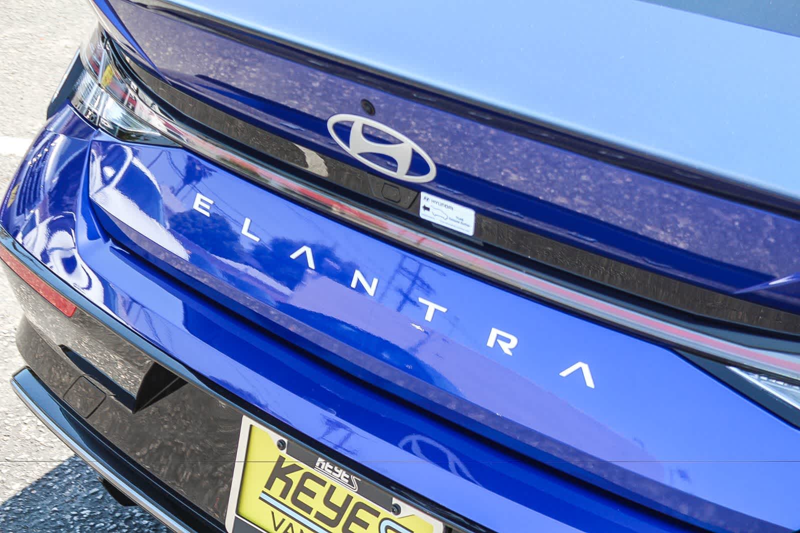 Thumbnail: 2025 Hyundai Elantra - 9