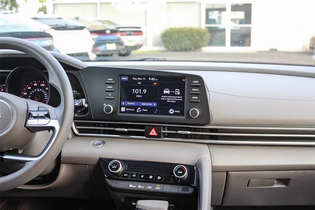 Thumbnail: 2023 Hyundai Elantra - 13