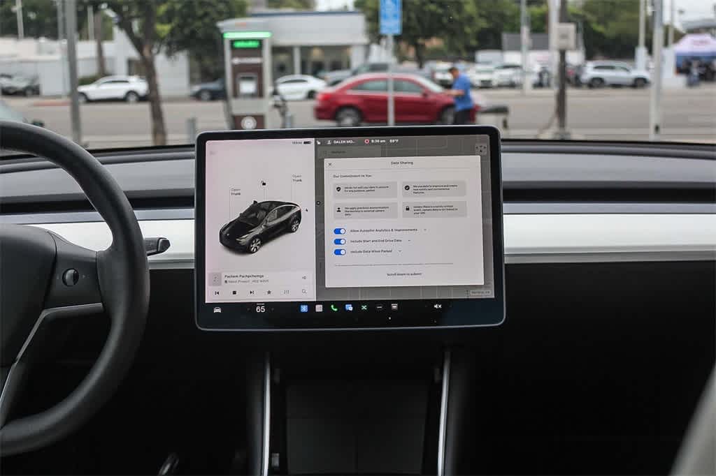 Thumbnail: 2021 Tesla Model Y - 13
