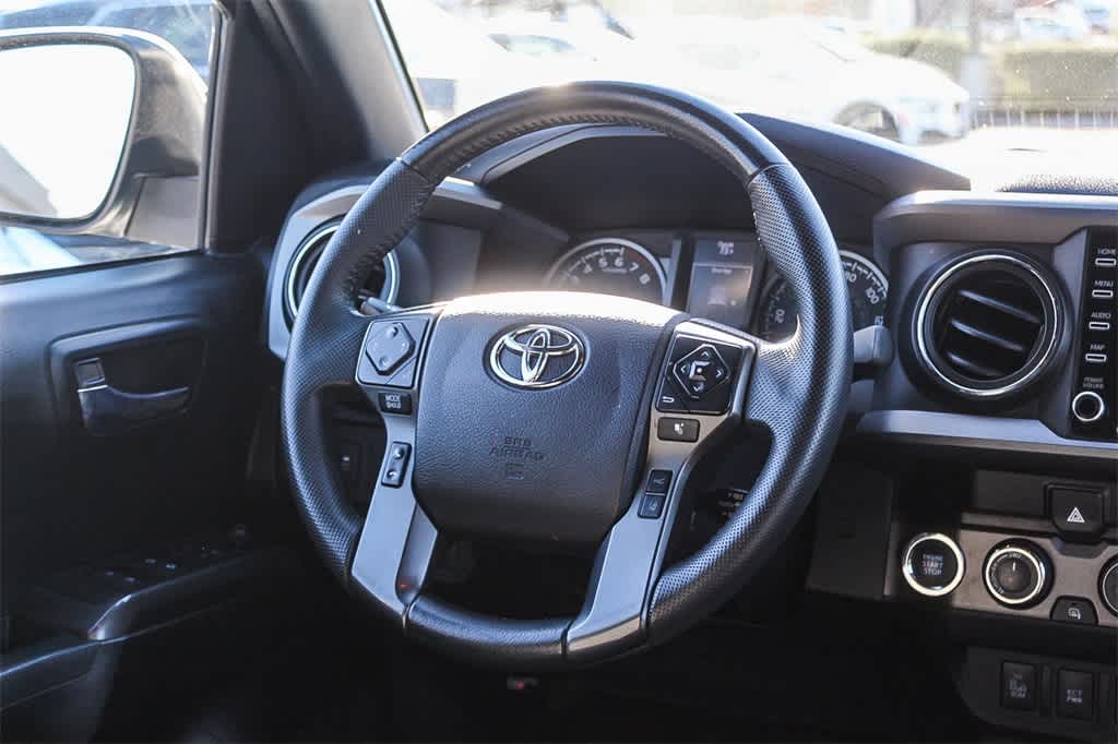 Thumbnail: 2021 Toyota Tacoma - 15