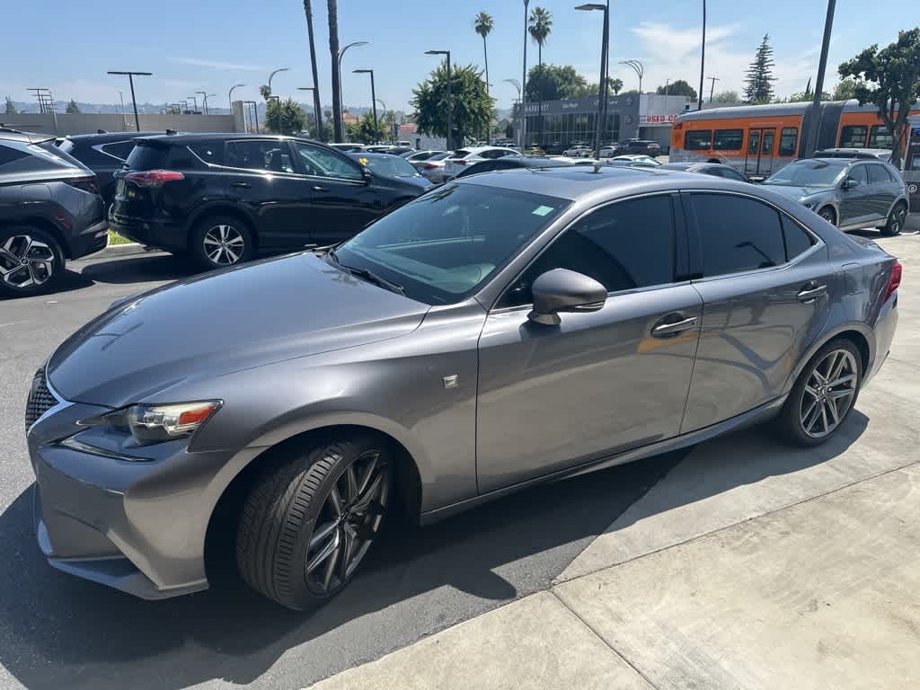 2016 Lexus IS 200t 28
