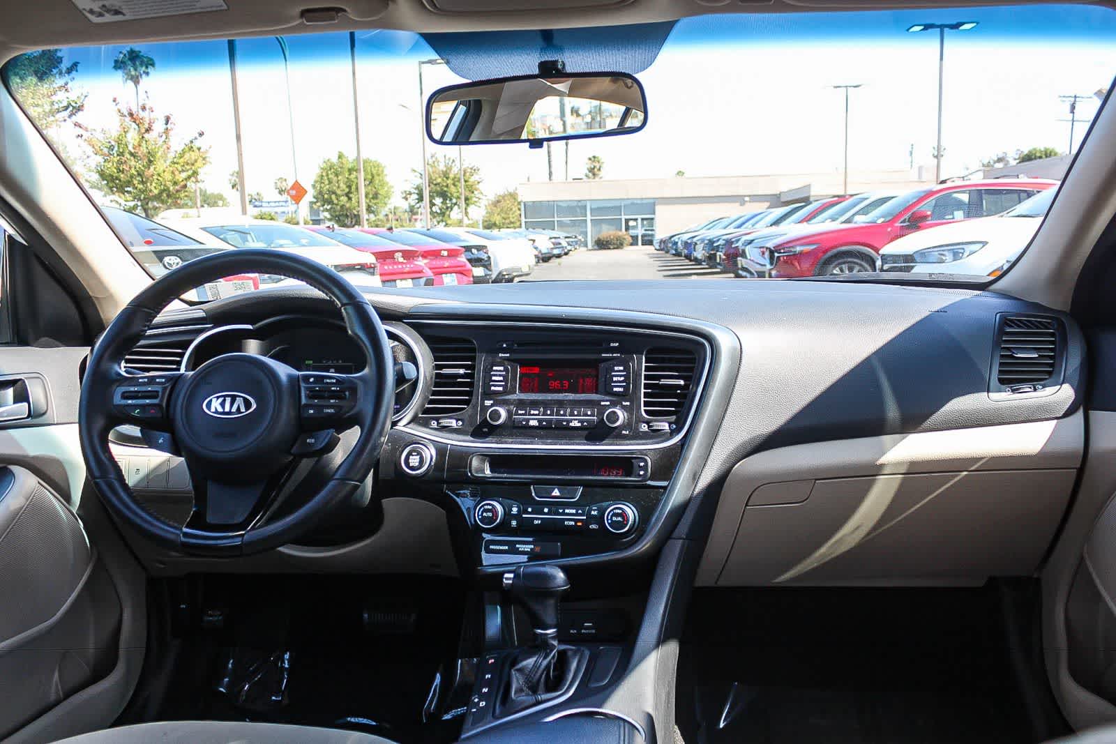 Thumbnail: 2015 Kia Optima - 15