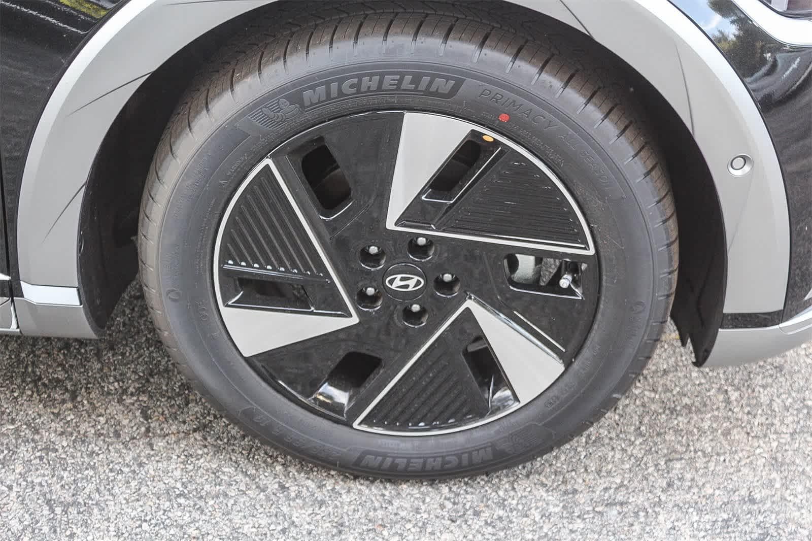 Thumbnail: 2026 Hyundai Ioniq 5 - 11