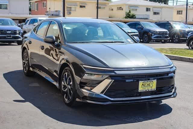 Thumbnail: 2025 Hyundai Sonata - 3