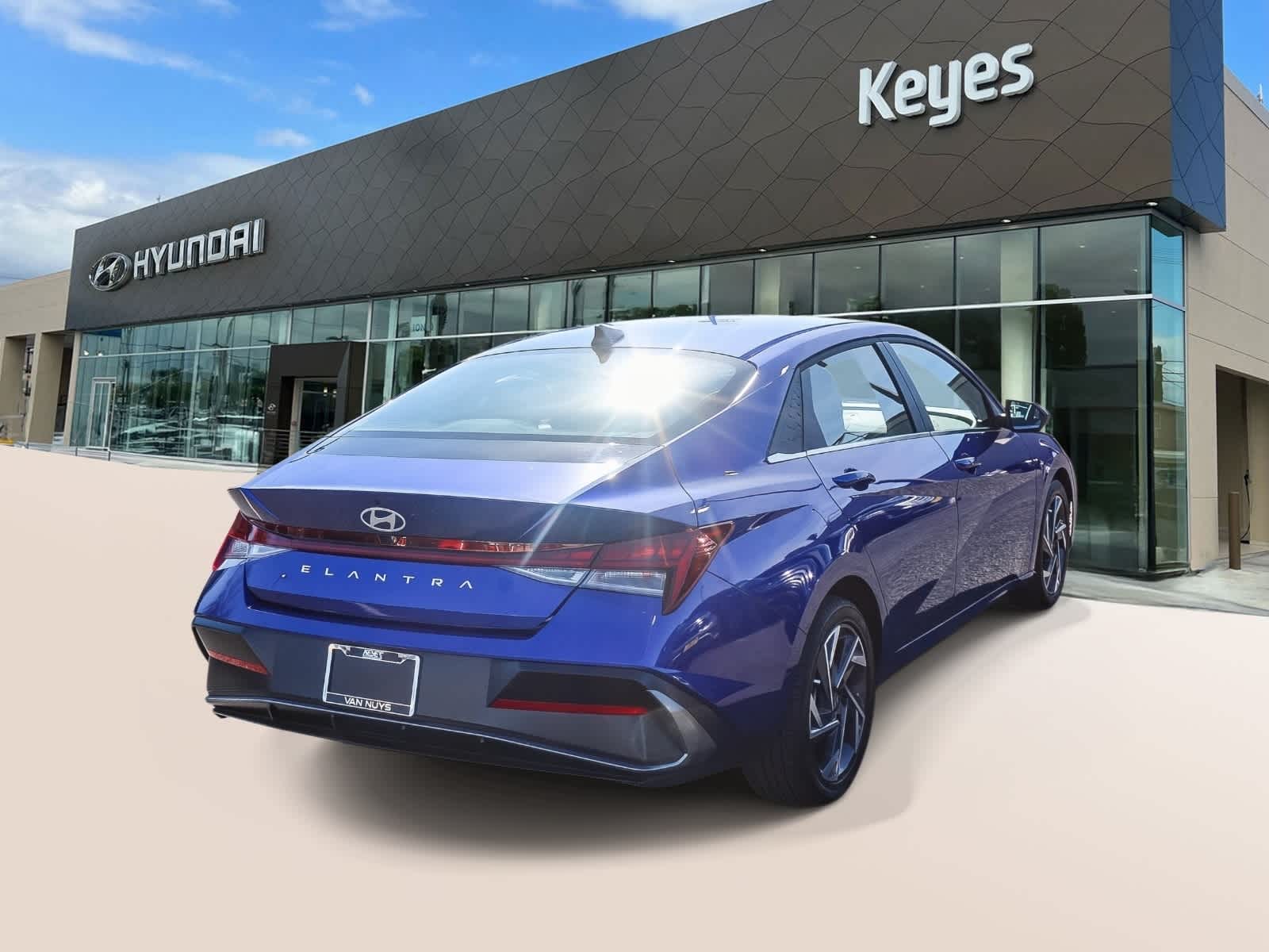 Thumbnail: 2025 Hyundai Elantra - 4