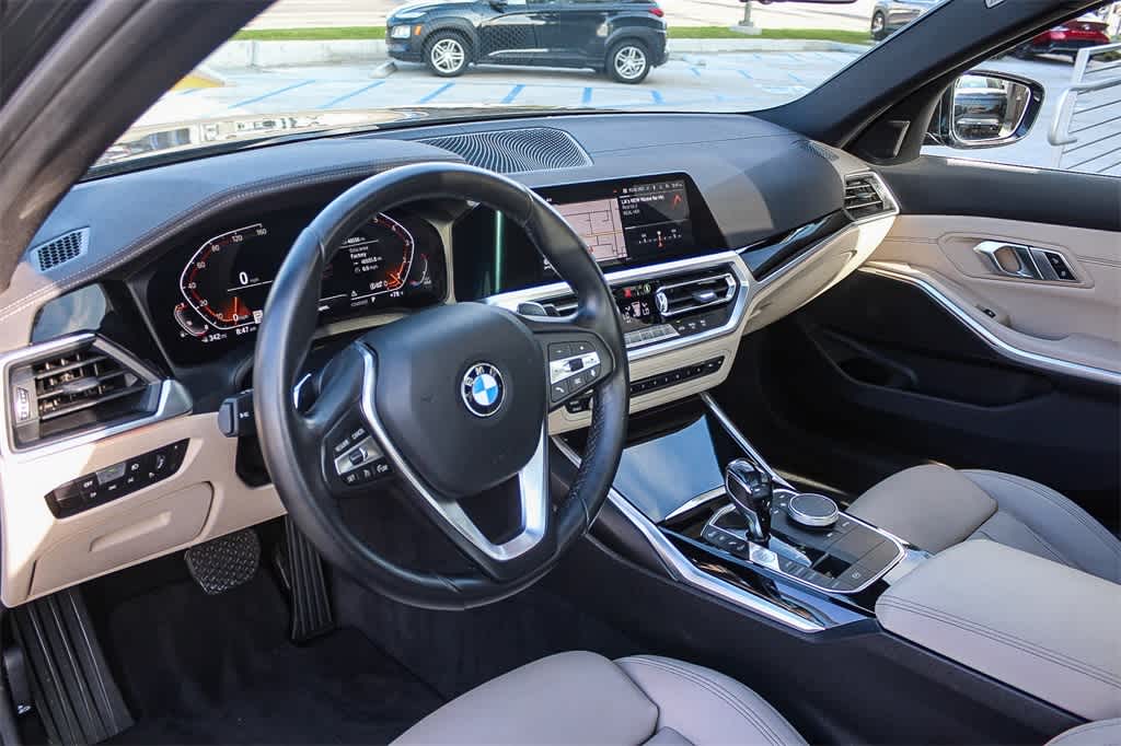 Thumbnail: 2019 BMW 3 Series - 17