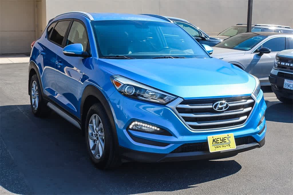 Thumbnail: 2017 Hyundai Tucson - 3